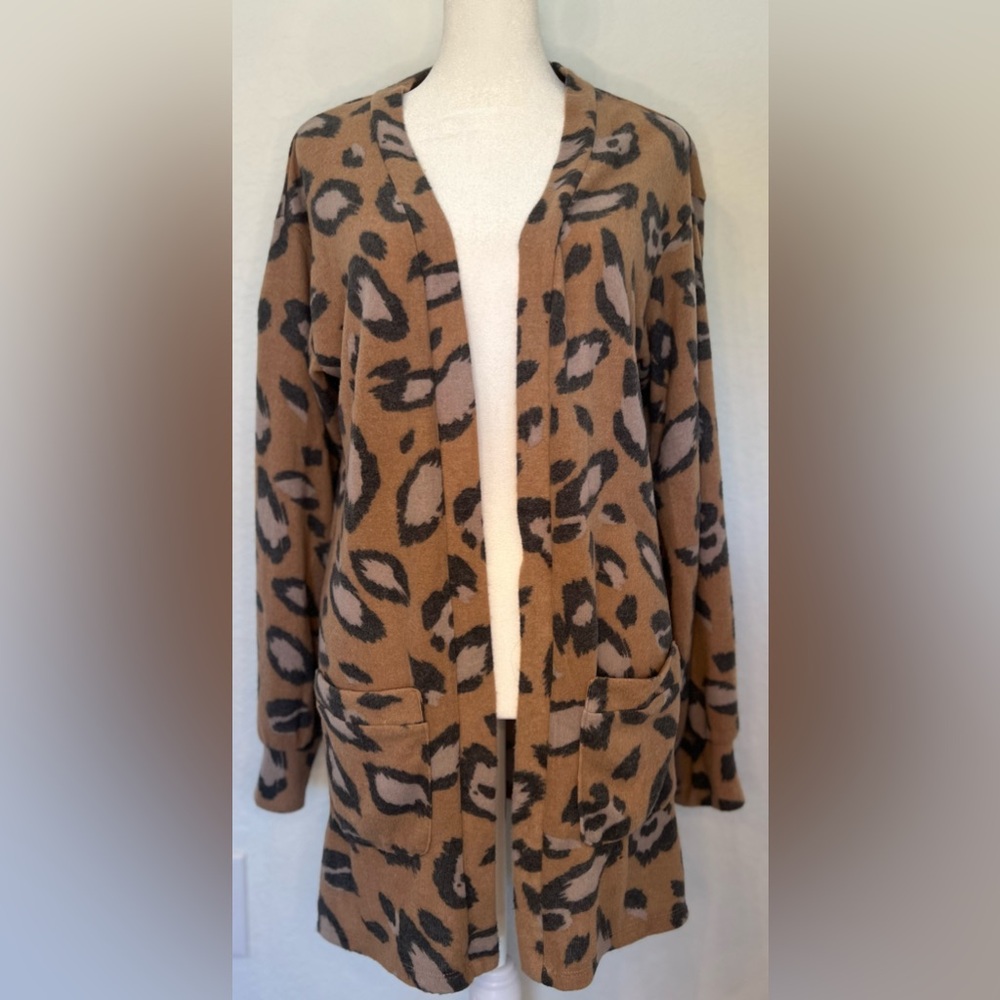 New Maurice’s Leopard Open Front Cozy Pocket Cardigan